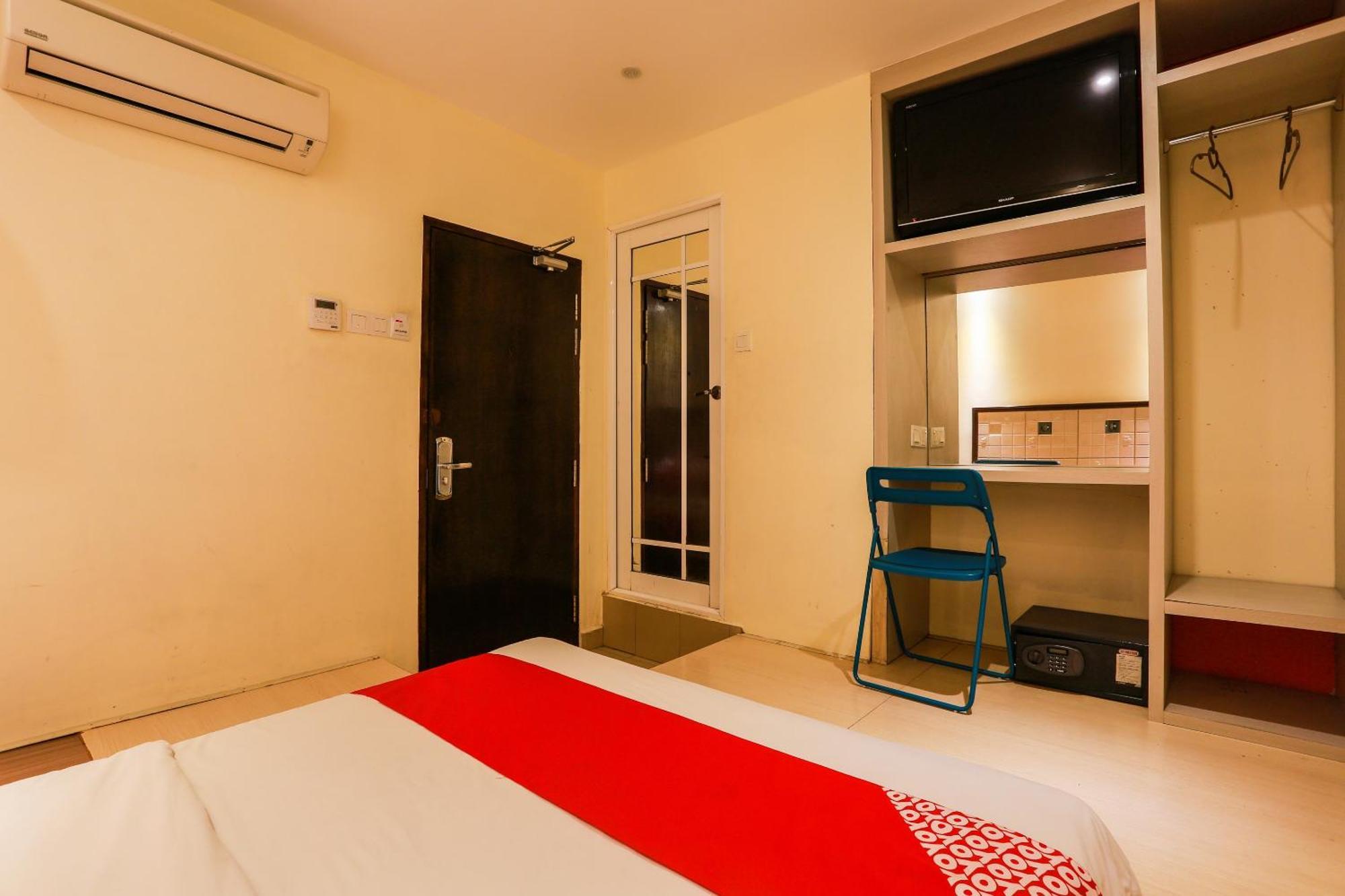 Oyo 90894 Hotel Smc I-City Shah Alam Exterior foto